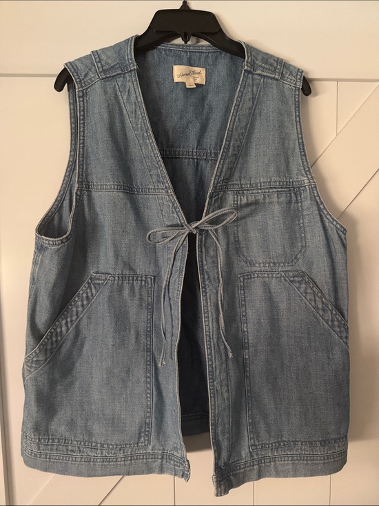 Jackets & Blazers - Universal Thread Light Wash Denim Tie-Front Vest